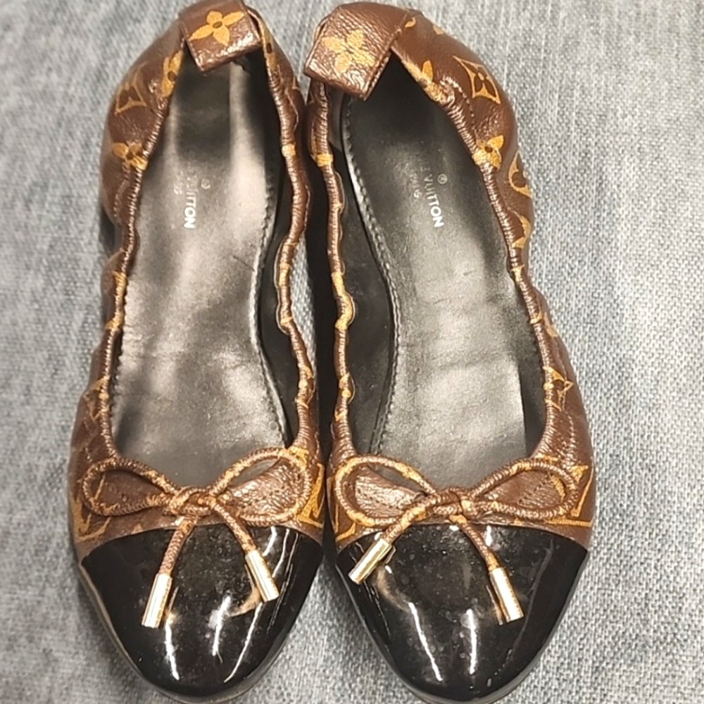 Louis Vuitton Brown and Black Flats & Loafers - Picture 2 of 13